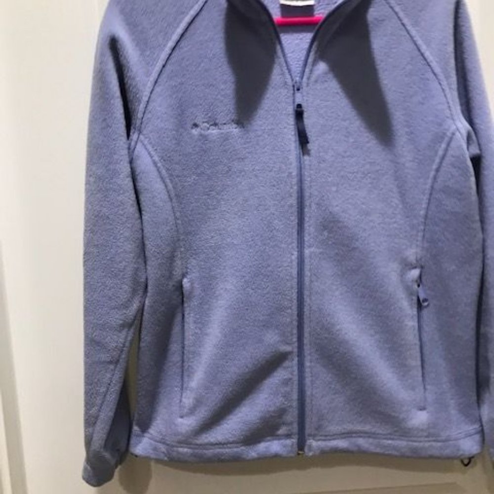 Womens Columbia fleece jacket size S light blue